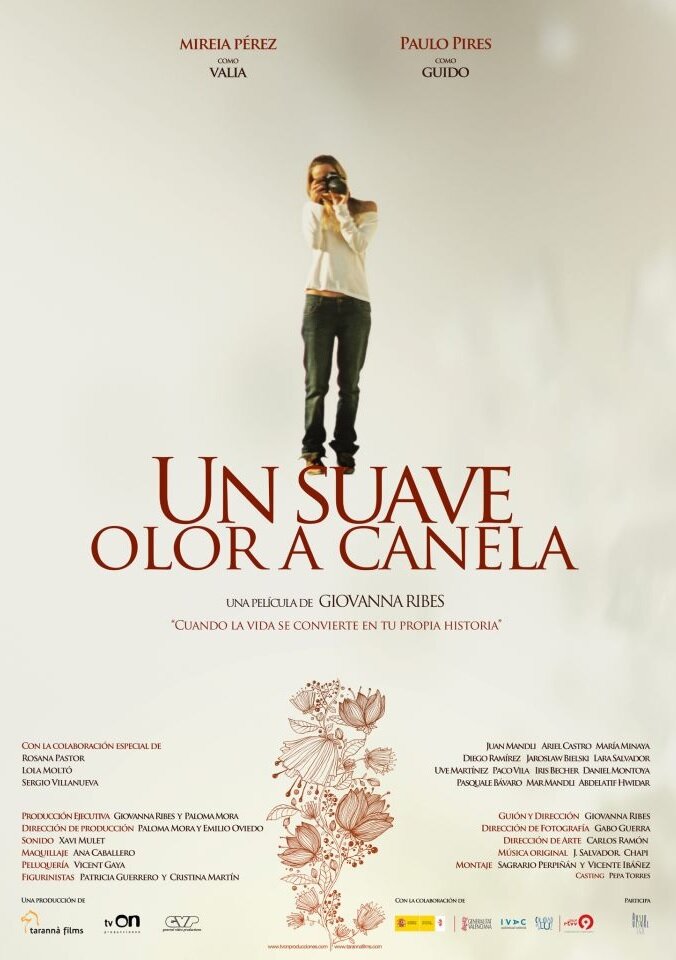 Un suave olor a canela (2012) постер